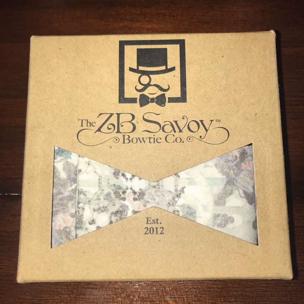 ZB Savoy Gray Victorian Garden Floral Bow Tie